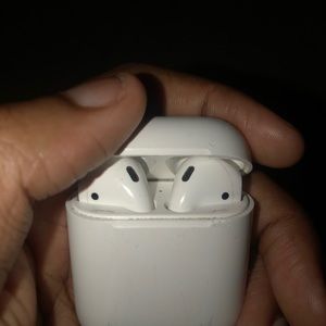 Airpods